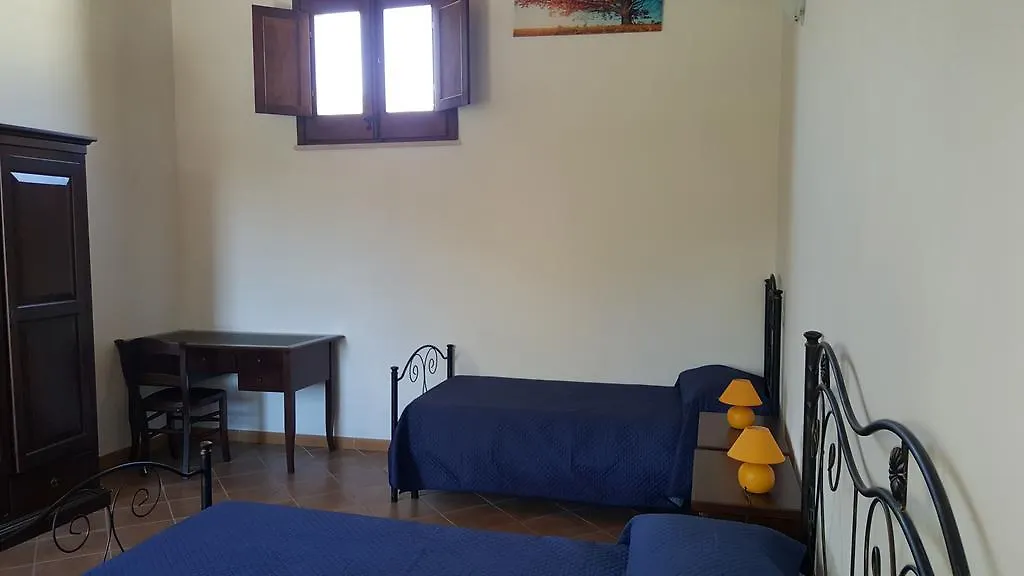 Agriturismo Gessi Calatafimi Lantgård